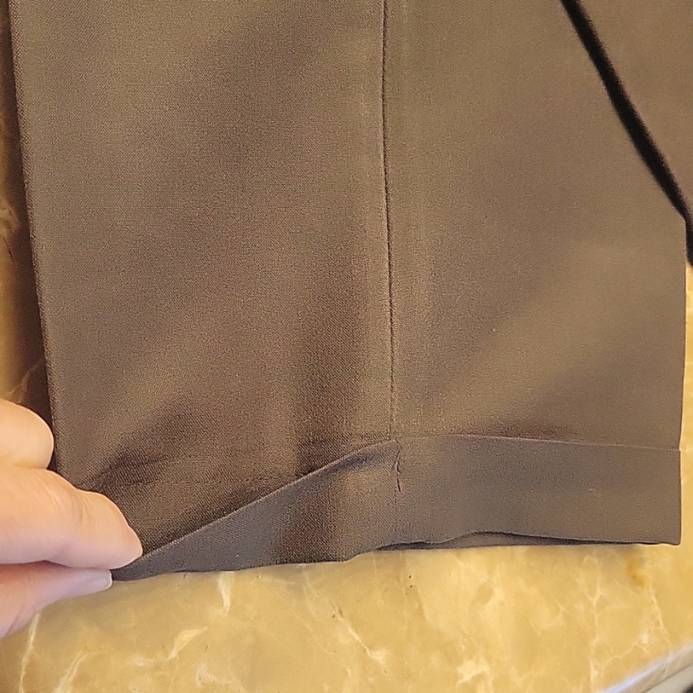 Beautiful & Soft Perry Ellis Dark Olive Front Pleated Men's Slacks, 32/31 - Picture 9 of 12